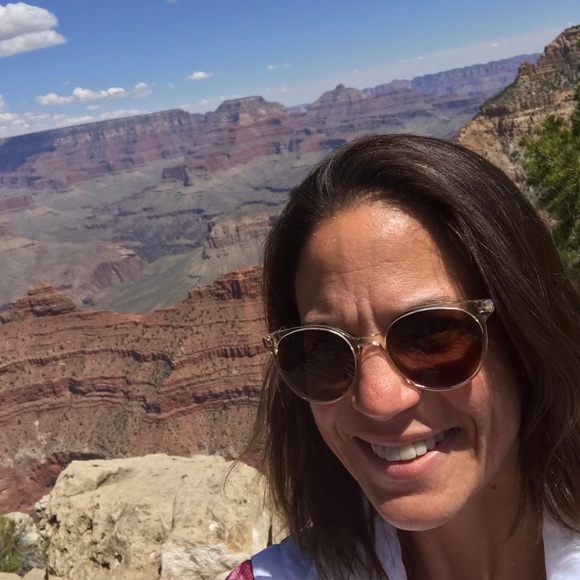 Meet your Posher, Jen - Picture 6 of 6